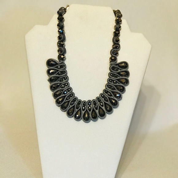 Statement Necklaces and Sets - Picture 6 of 8